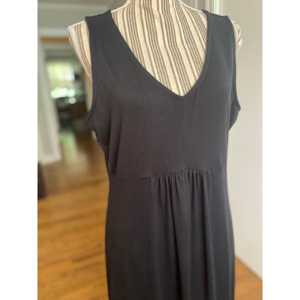 Cuddl Duds black sleeveless knit maxi dress with ruffled hem - Picture 2 of 8